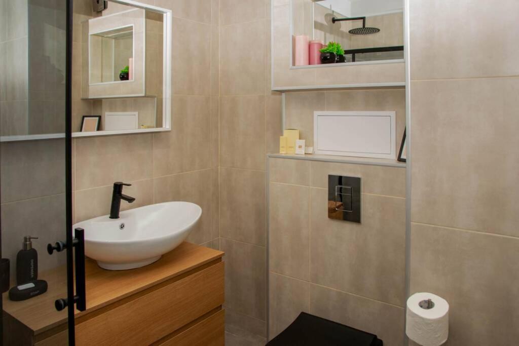 Super Luxurious & Spacious Designer Apartment. Stara Zagora Esterno foto