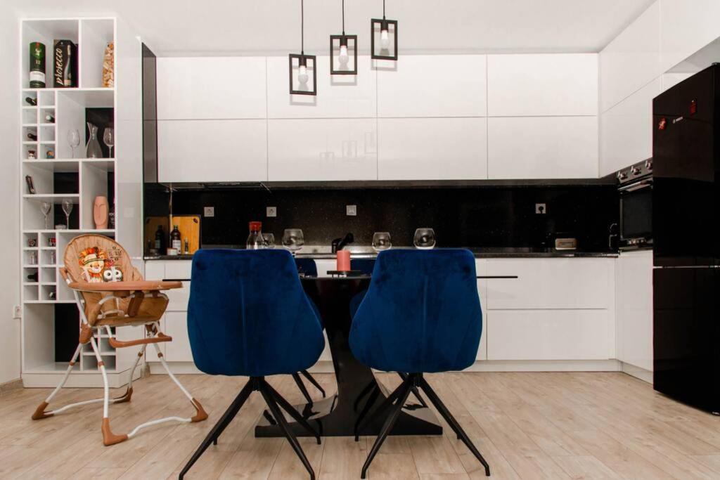 Super Luxurious & Spacious Designer Apartment. Stara Zagora Esterno foto